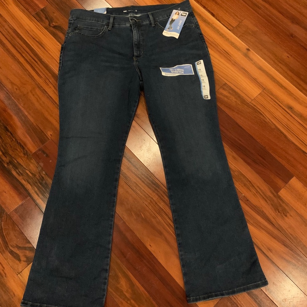 NWT Bundle of Lee Jeans